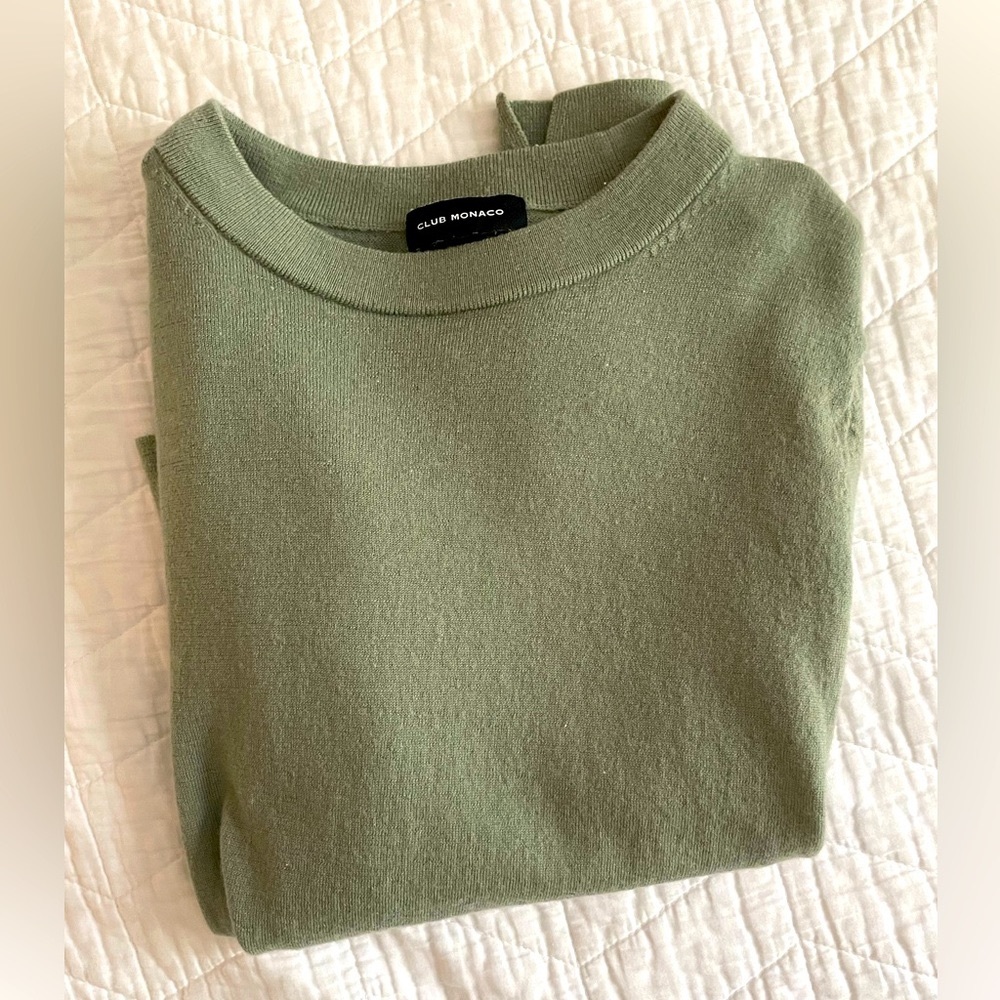 Club Monaco XS green light wool sweater